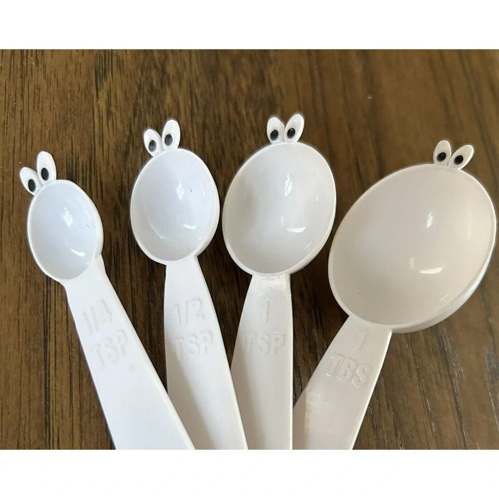 Vintage GOLD'N PLUMP Nesting Measuring Spoons Set 4 White *RARE COLLECTIBLE Y22